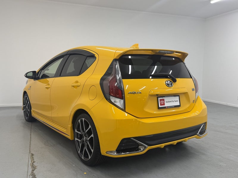 2018 Toyota Aqua 1.5 Hybrid GR Sport image 2