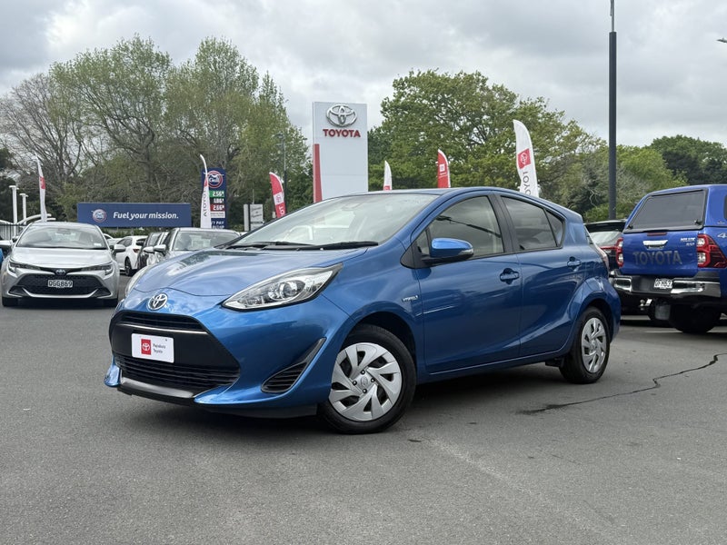 2018 Toyota Aqua 1.5 Hybrid S image 2