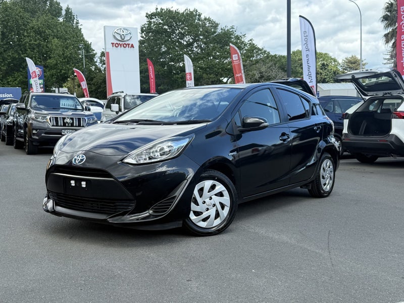 2018 Toyota Aqua 1.5 Hybrid S image 2