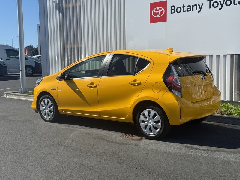 2018 Toyota Aqua 1.5 Hybrid S 5 Dr Hatch CVT 2WD image 5
