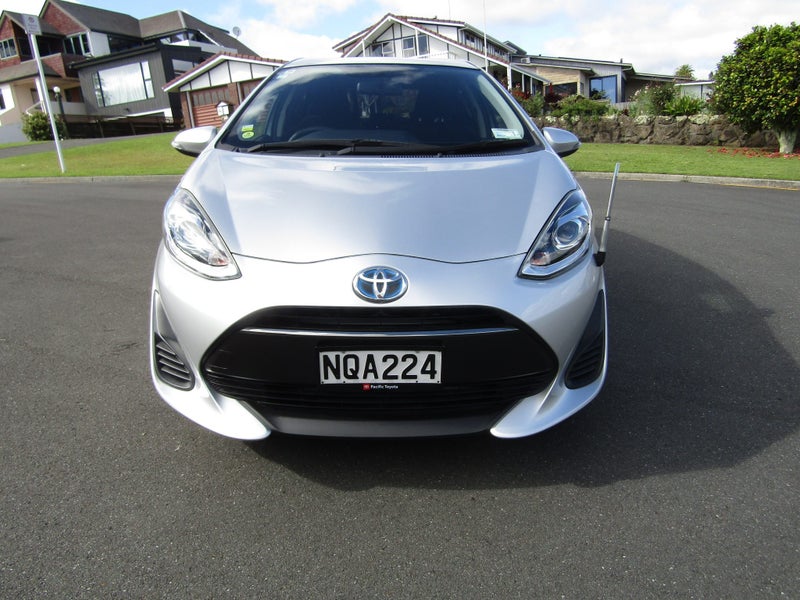 2018 Toyota Aqua 1.5 Hybrid S 5 Dr Hatch CVT 2WD image 2