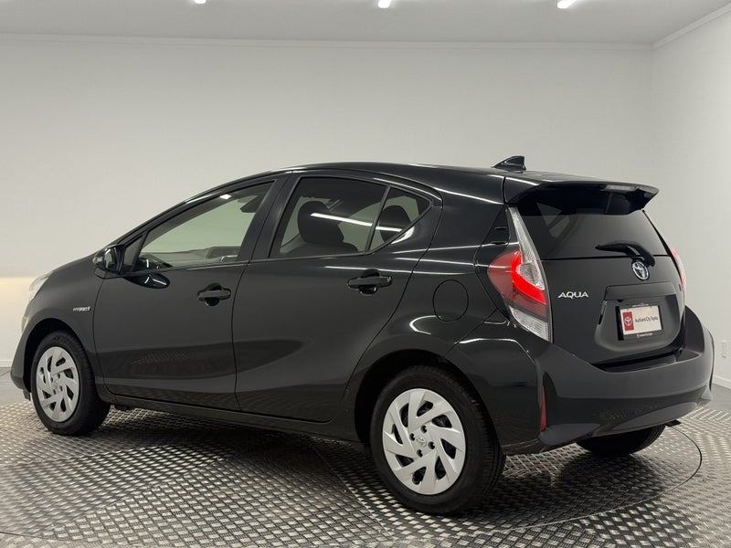 2018 Toyota Aqua 1.5 Hybrid S image 5