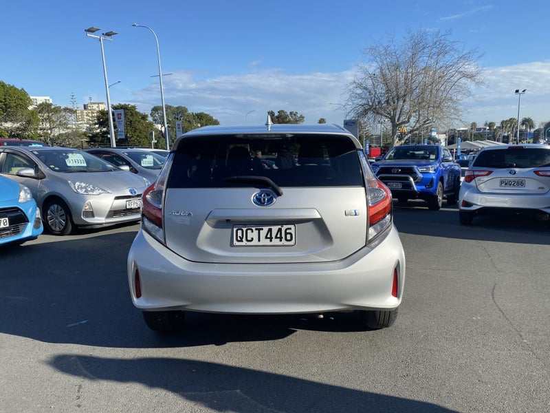 2018 Toyota Aqua 1.5 Hybrid S image 5
