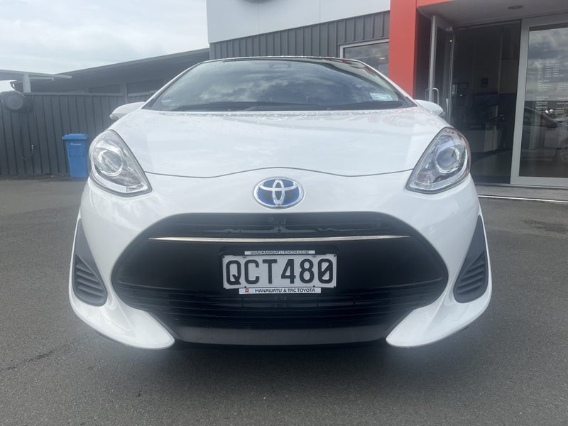 2018 Toyota Aqua 1.5 Hybrid S Automatic Hatch image 2