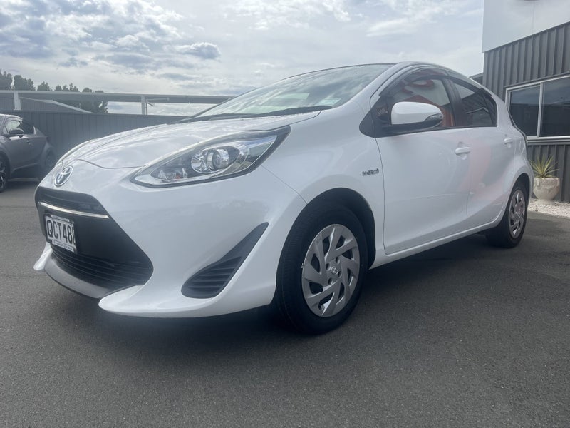 2018 Toyota Aqua 1.5 Hybrid S Automatic Hatch image 3