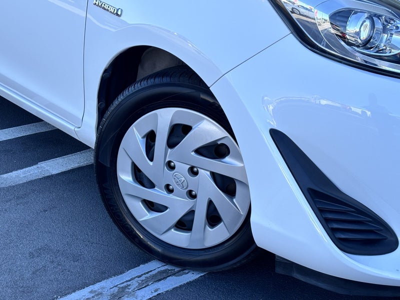 2018 Toyota Aqua 1.5 Hybrid S ECONOMICAL HATCH image 5