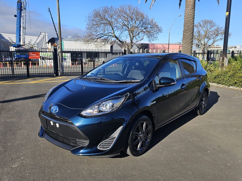 2018 Toyota Aqua 1.5 Hybrid S Hatch - Certified... image 3