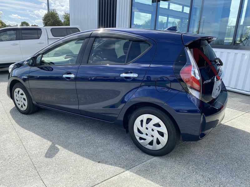 2018 Toyota Aqua 1.5 Hybrid S Style Black 5 Dr... image 3