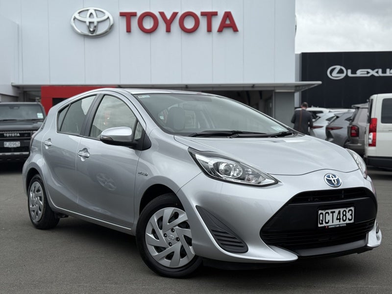 2018 Toyota Aqua 1.5 L 5Dr Hatch image 1