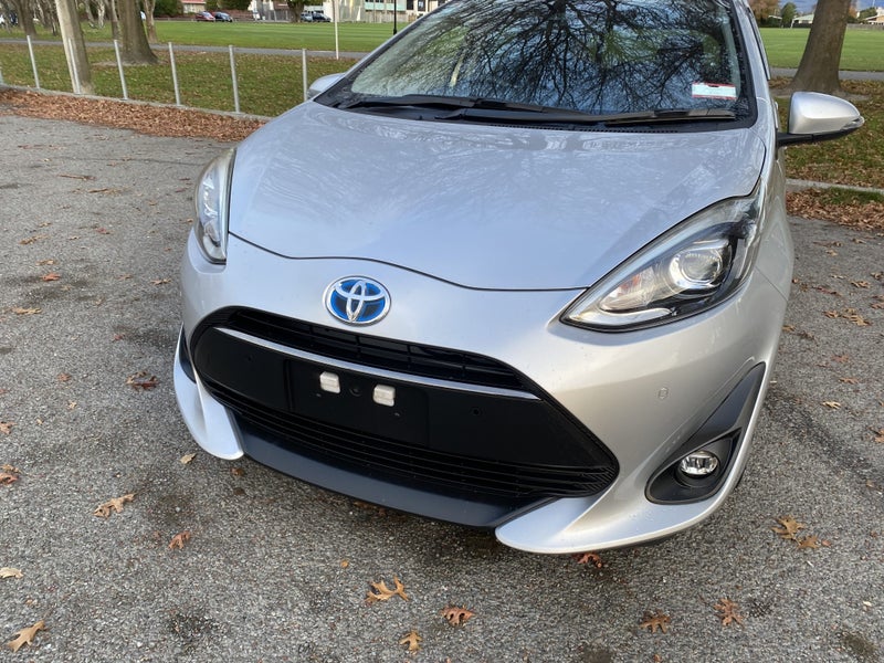 2018 Toyota Aqua 1.5L Hybrid S Style CVT FWD Hatch image 4