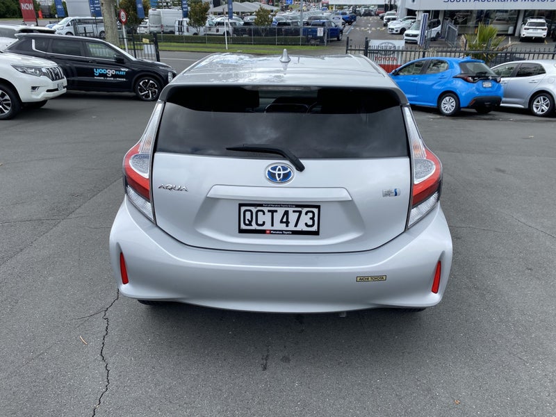 2018 Toyota Aqua 1.5P Hybrid S 5 Dr Hatch image 3