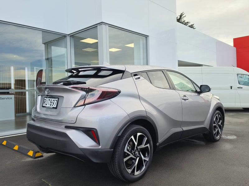 2018 Toyota C-HR 1.2PT Auto image 3