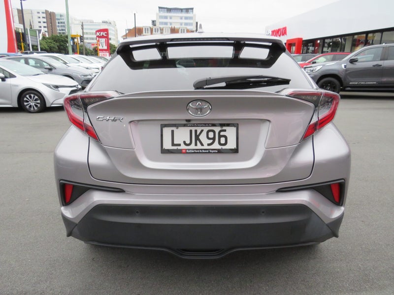 2018 Toyota C-HR 1.2PT CVT FWD image 5