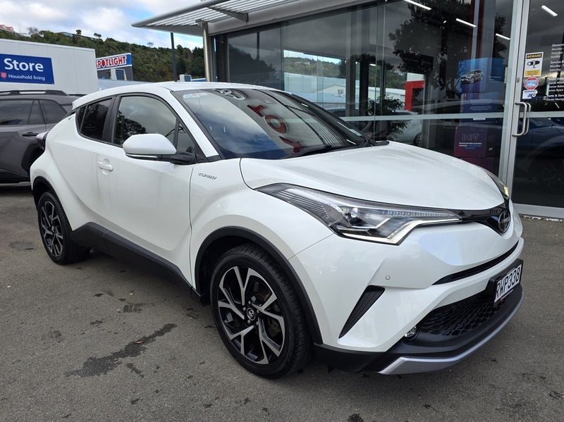 2018 Toyota C-HR 1.2PT CVT FWD SUV/5D/5S image 2