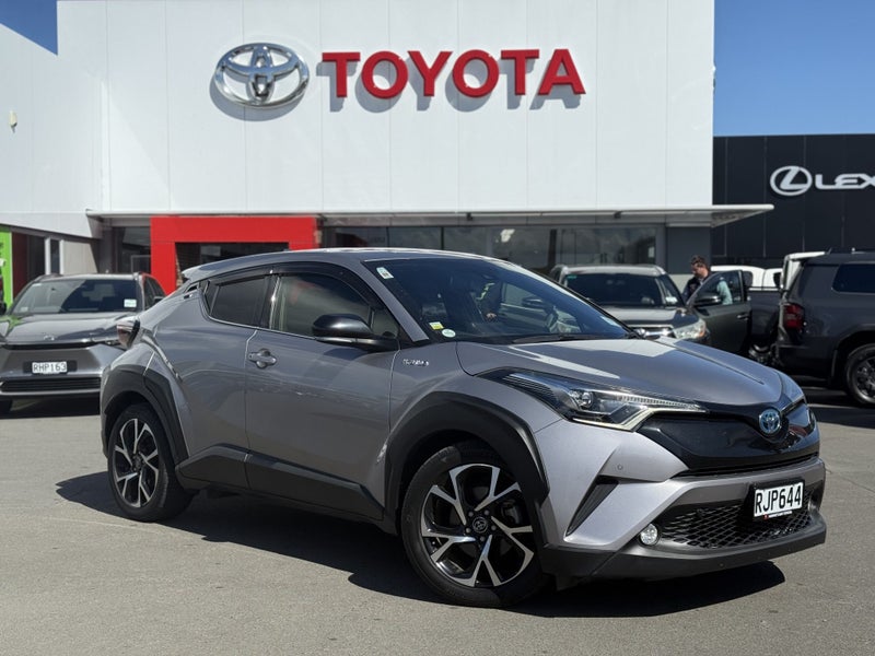 2018 Toyota C-HR 1.8 Hybrid G 5 Dr SUV CVT FWD image 1