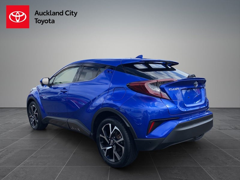 2018 Toyota C-HR 1.8 Hybrid G 5 Dr SUV CVT FWD image 5