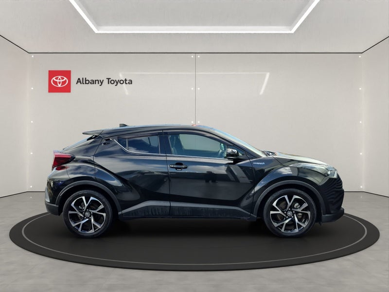 2018 Toyota C-HR 1.8 Hybrid G 5 Dr SUV CVT FWD... image 2