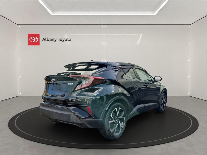 2018 Toyota C-HR 1.8 Hybrid G 5 Dr SUV CVT FWD... image 3