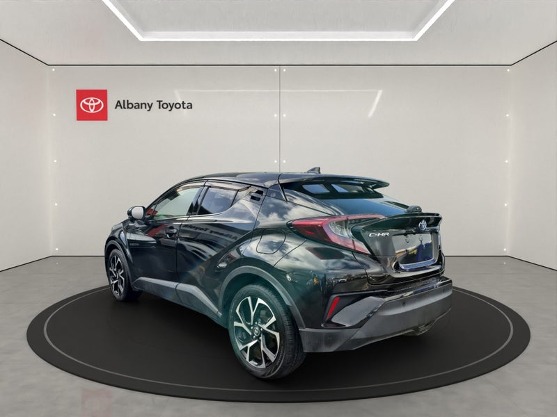 2018 Toyota C-HR 1.8 Hybrid G 5 Dr SUV CVT FWD... image 5