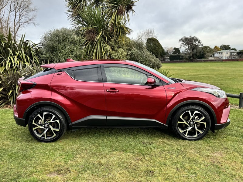 2018 Toyota C-HR 1.8 Hybrid G Automatic SUV image 5