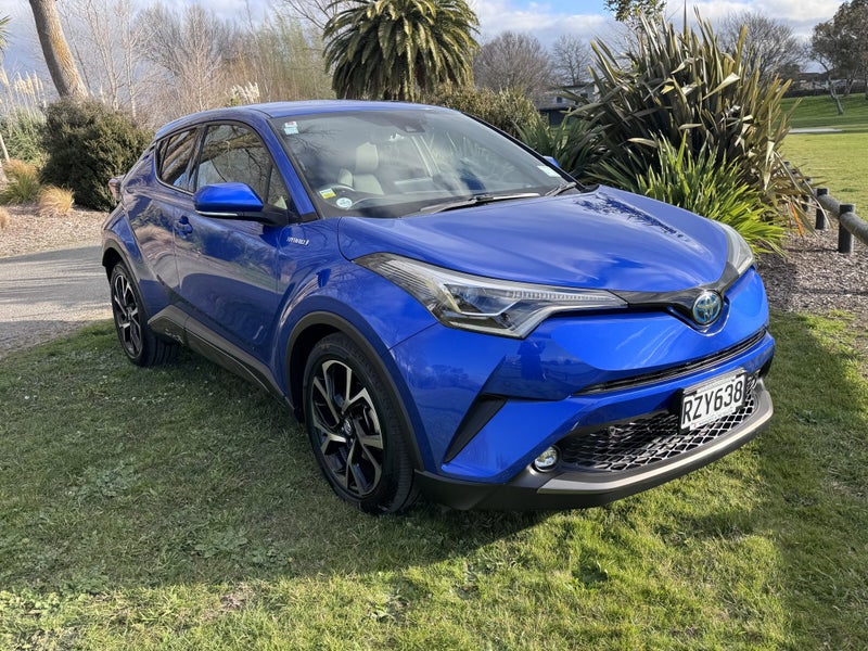 2018 Toyota C-HR 1.8 Hybrid G Automatic SUV image 3