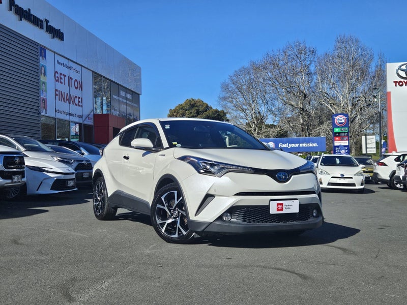2018 Toyota C-HR 1.8 Hybrid G LED Edition image 4