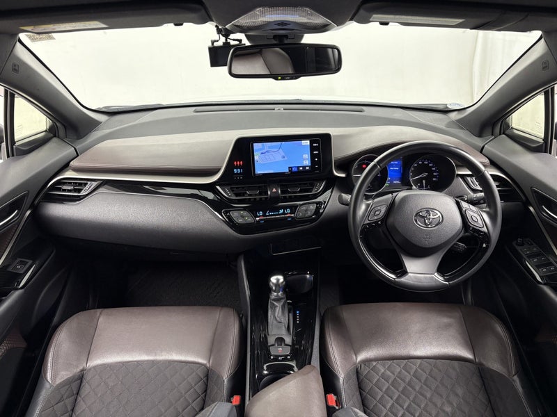 2018 Toyota C-HR 1.8 Hybrid G LED Edition 5 Dr... image 5