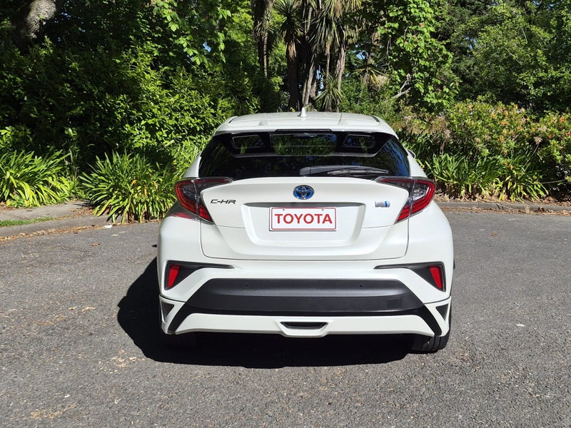 2018 Toyota C-HR 1.8 Hybrid G LED Edition 5 Dr... image 3