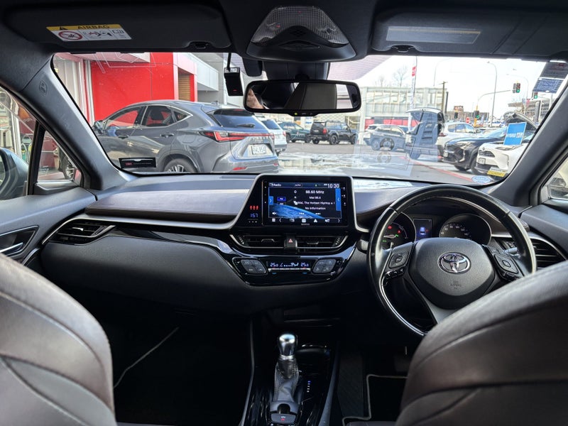2018 Toyota C-HR 1.8 Hybrid G LED Edition 5 Dr... image 2