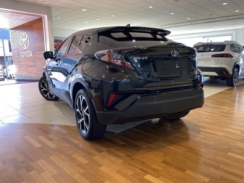 2018 Toyota C-HR 1.8 Hybrid G LED Edition 5 Dr... image 2