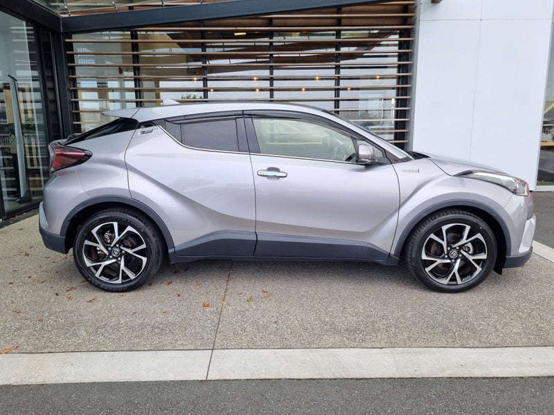 2018 Toyota C-HR 1.8 Hybrid G LED Edition 5 Dr... image 4