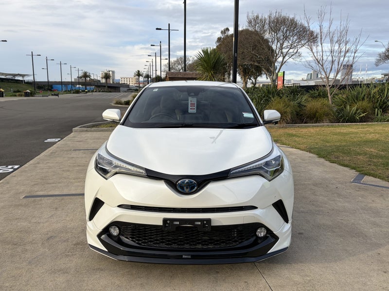 2018 Toyota C-HR 1.8 Hybrid G LED Edition Autom... image 2
