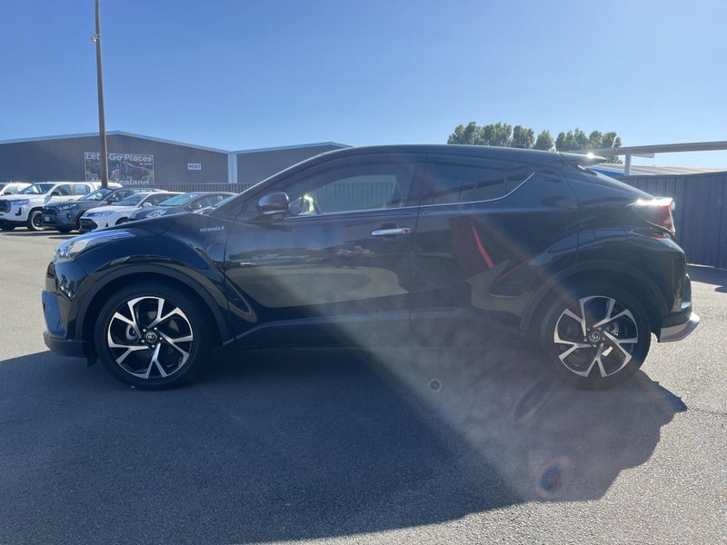 2018 Toyota C-HR 1.8 Hybrid G LED Edition Autom... image 5