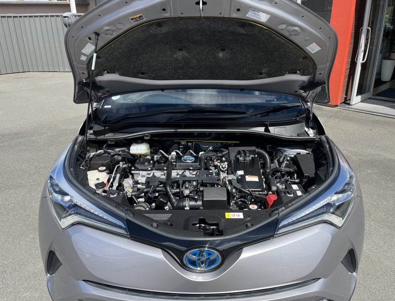 2018 Toyota C-HR 1.8 Hybrid G LED Edition Autom... image 3