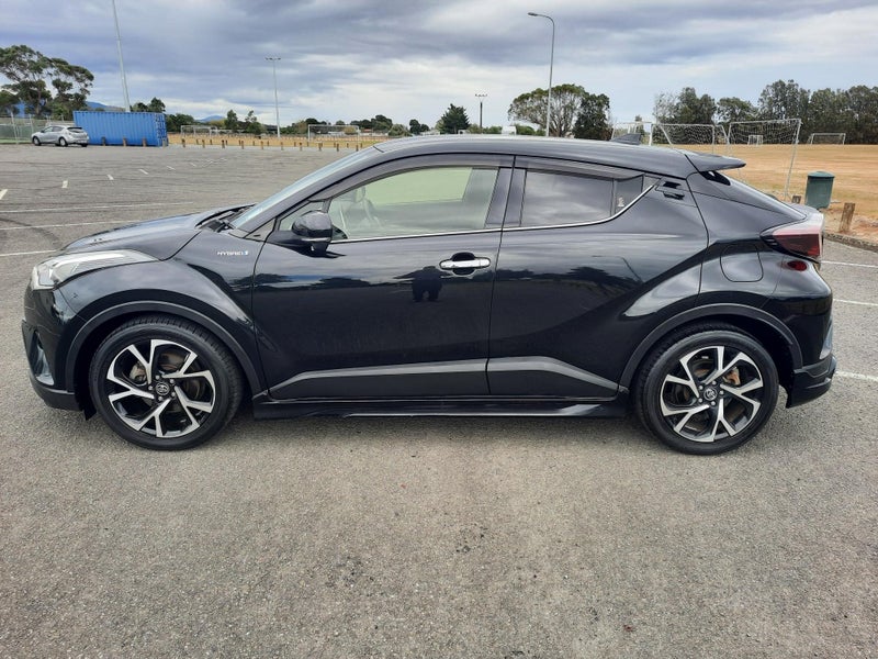 2018 Toyota C-HR 1.8 Hybrid G LED Edition - Cer... image 4