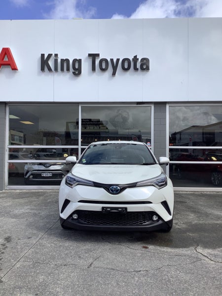 2018 Toyota C-HR 1.8 Hybrid G Mode Nero *5 Year... image 2