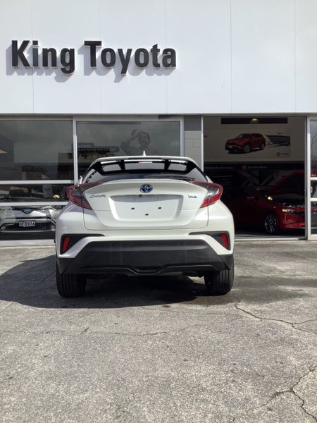 2018 Toyota C-HR 1.8 Hybrid G Mode Nero *5 Year... image 5