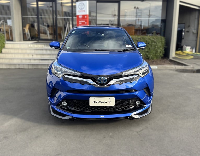 2018 Toyota C-HR 1.8 Hybrid G Spec image 2