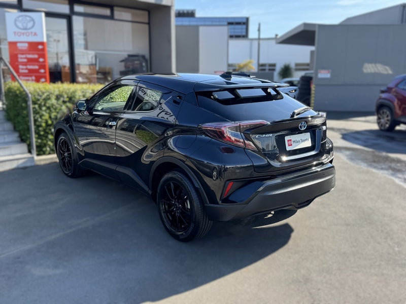 2018 Toyota C-HR 1.8 Hybrid G Spec image 5