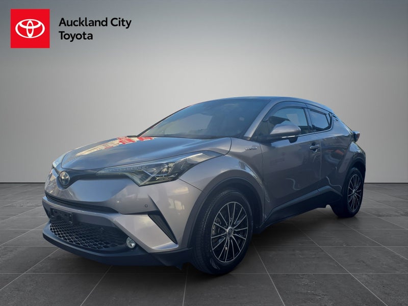 2018 Toyota C-HR 1.8 Hybrid G SUV CVT FWD image 4