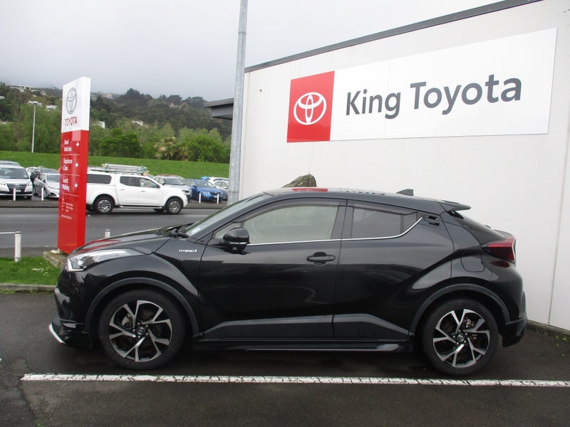 2018 Toyota C-HR 1.8 Hybrid G + Warranty image 2