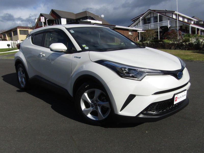 2018 Toyota C-HR 1.8 Hybrid S LE image 1