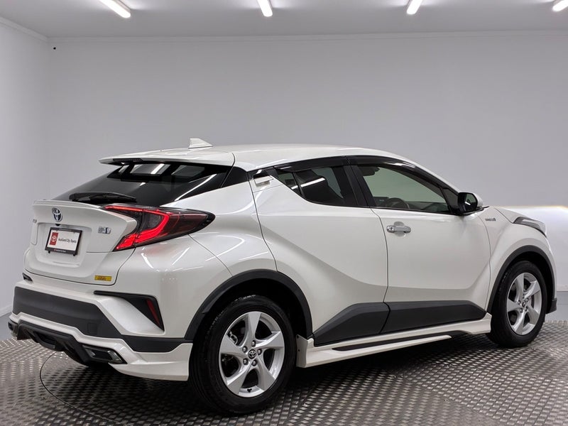 2018 Toyota C-HR 1.8 Hybrid S LED Edition image 3