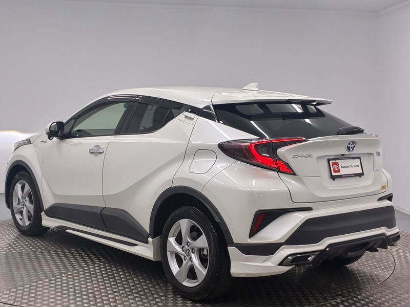 2018 Toyota C-HR 1.8 Hybrid S LED Edition image 5