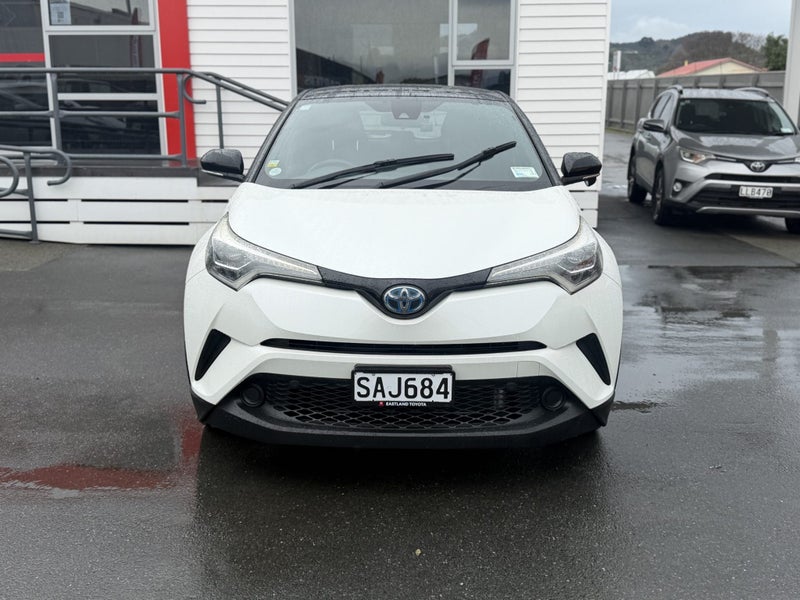 2018 Toyota C-HR 1.8 Hybrid S LED Edition 5 Dr SUV image 2