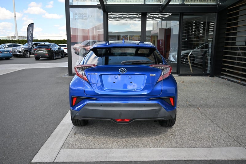 2018 Toyota C-HR 1.8 Petrol Hybrid G CVT FWD SUV image 5