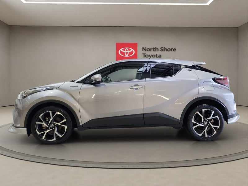 2018 Toyota C-HR 1.8L Hybrid G LED Edition 2WD SUV image 5