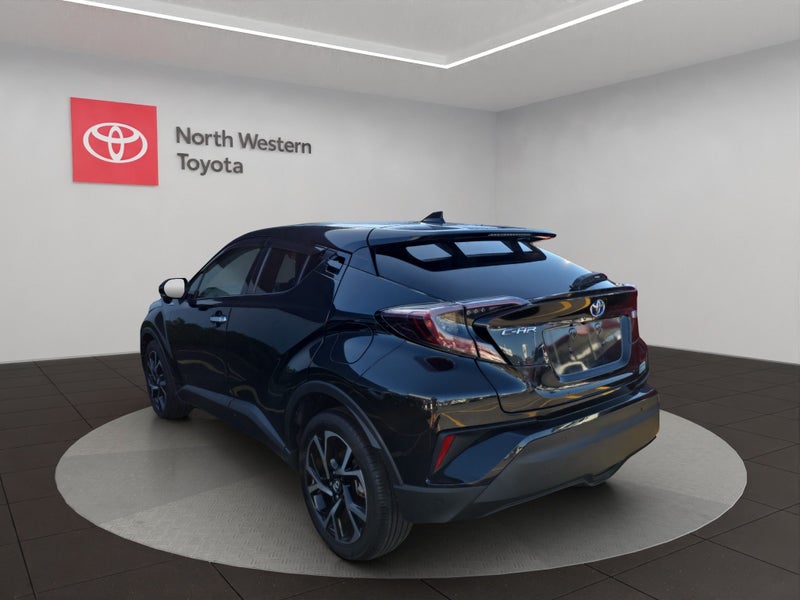 2018 Toyota C-HR 1.8L Hybrid G LED Edition 2WD SUV image 5