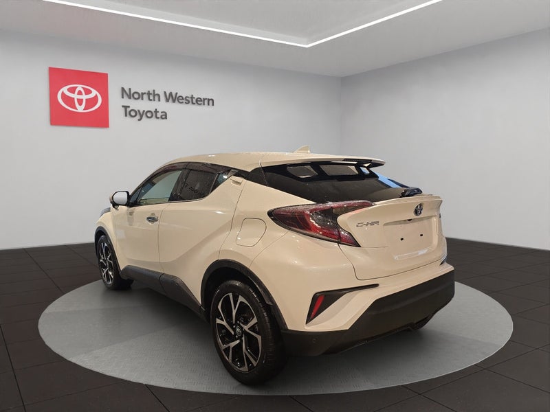 2018 Toyota C-HR 1.8L Hybrid G LED Edition SUV image 5