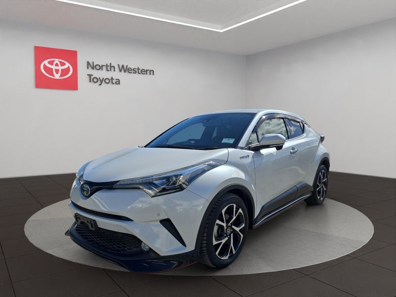 2018 Toyota C-HR 1.8L Hybrid G LED Edition SUV image 4